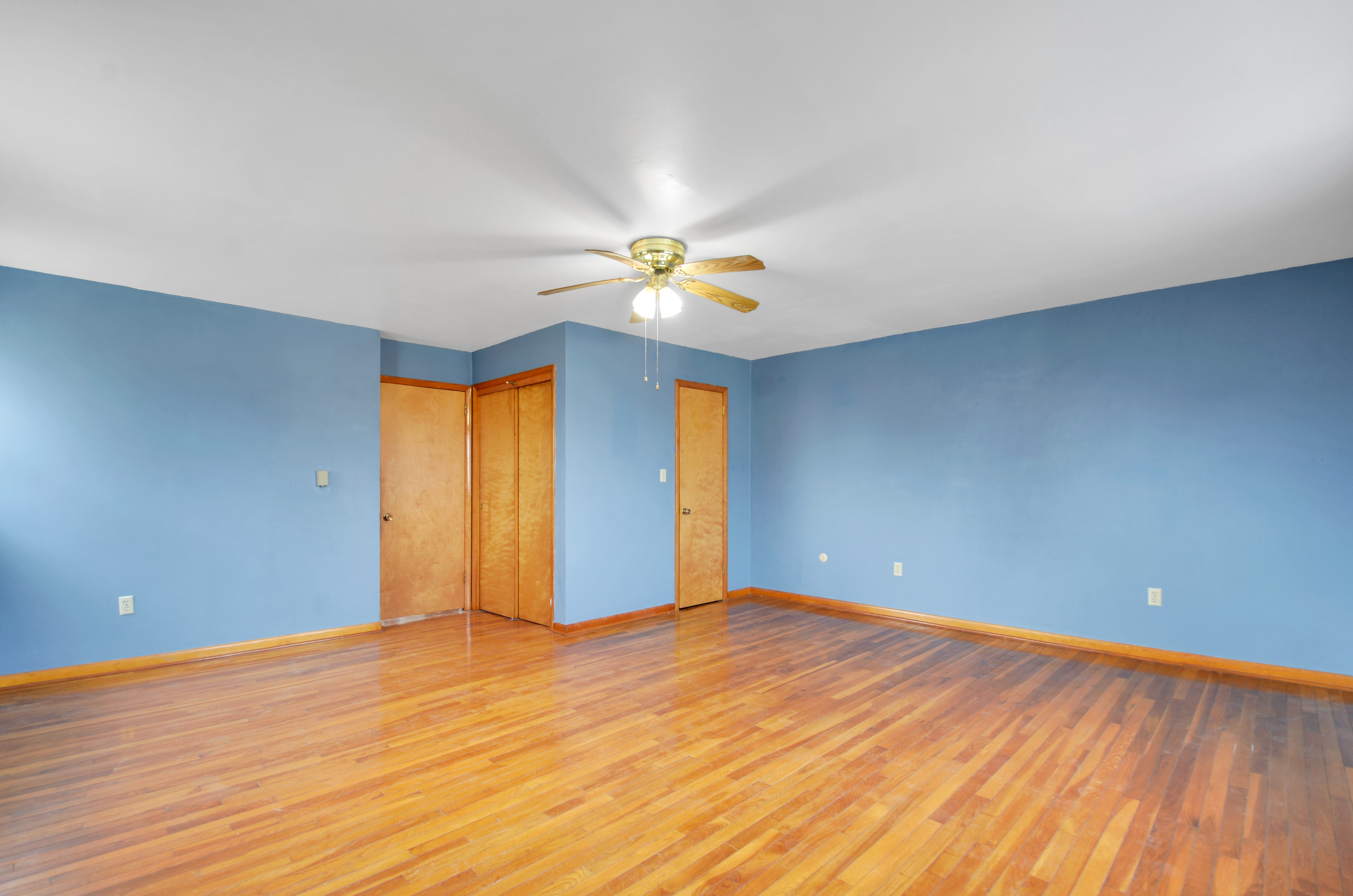 Reading, Pennsylvania, 19606, United States, 4 Bedrooms Bedrooms, ,3 BathroomsBathrooms,Residential,For Sale,1979384