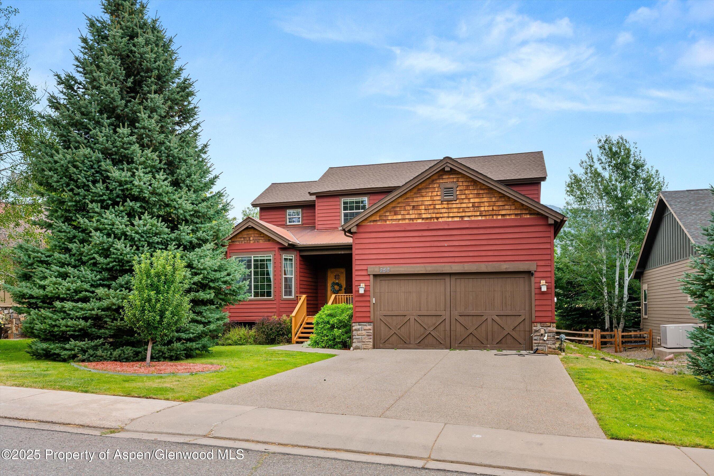 New Castle, Colorado, 81647, United States, 5 Bedrooms Bedrooms, ,4 BathroomsBathrooms,Residential,For Sale,1906868
