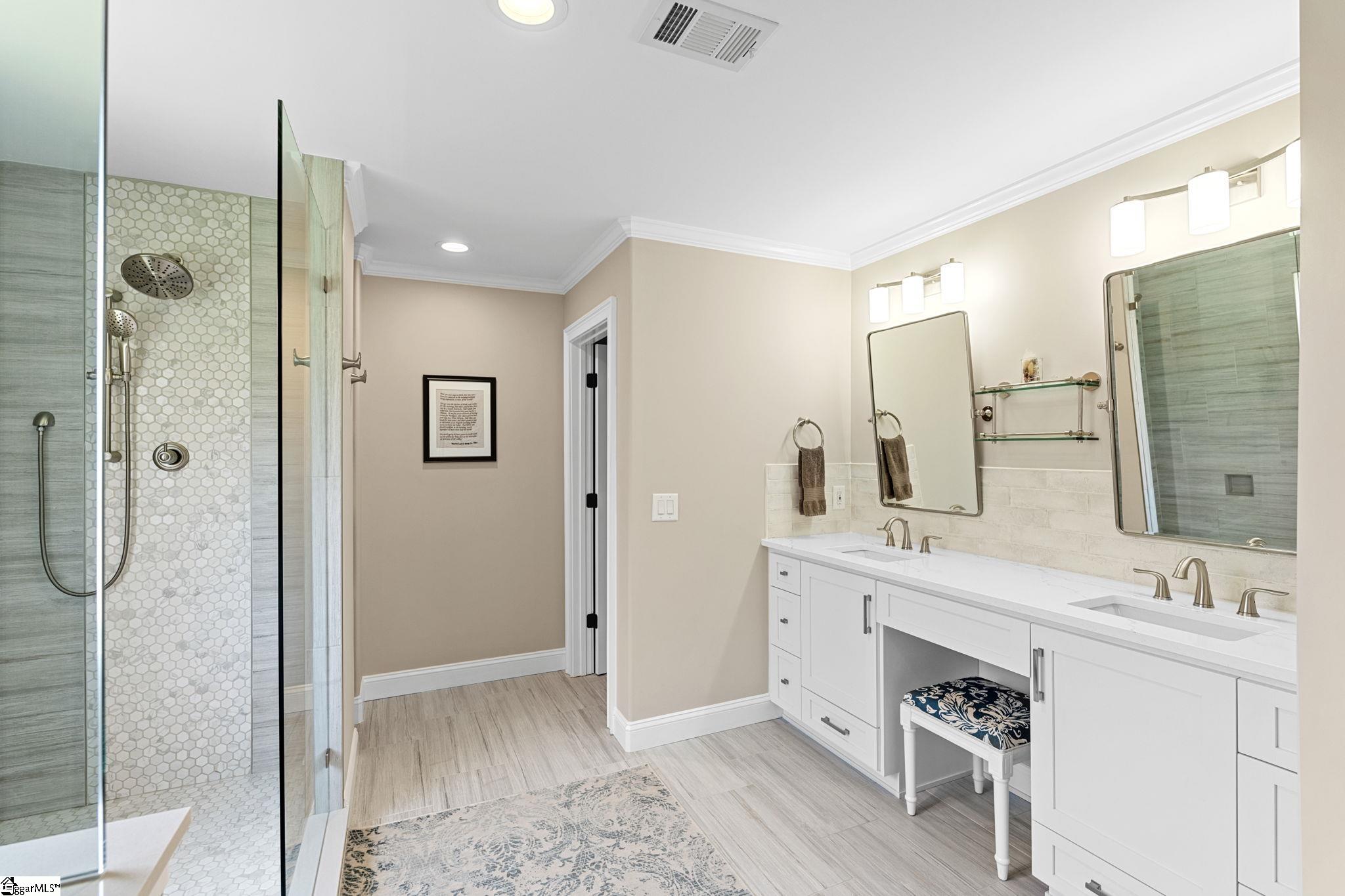 Greenville, South Carolina, 29609, United States, 4 Bedrooms Bedrooms, ,3 BathroomsBathrooms,Residential,For Sale,1907277