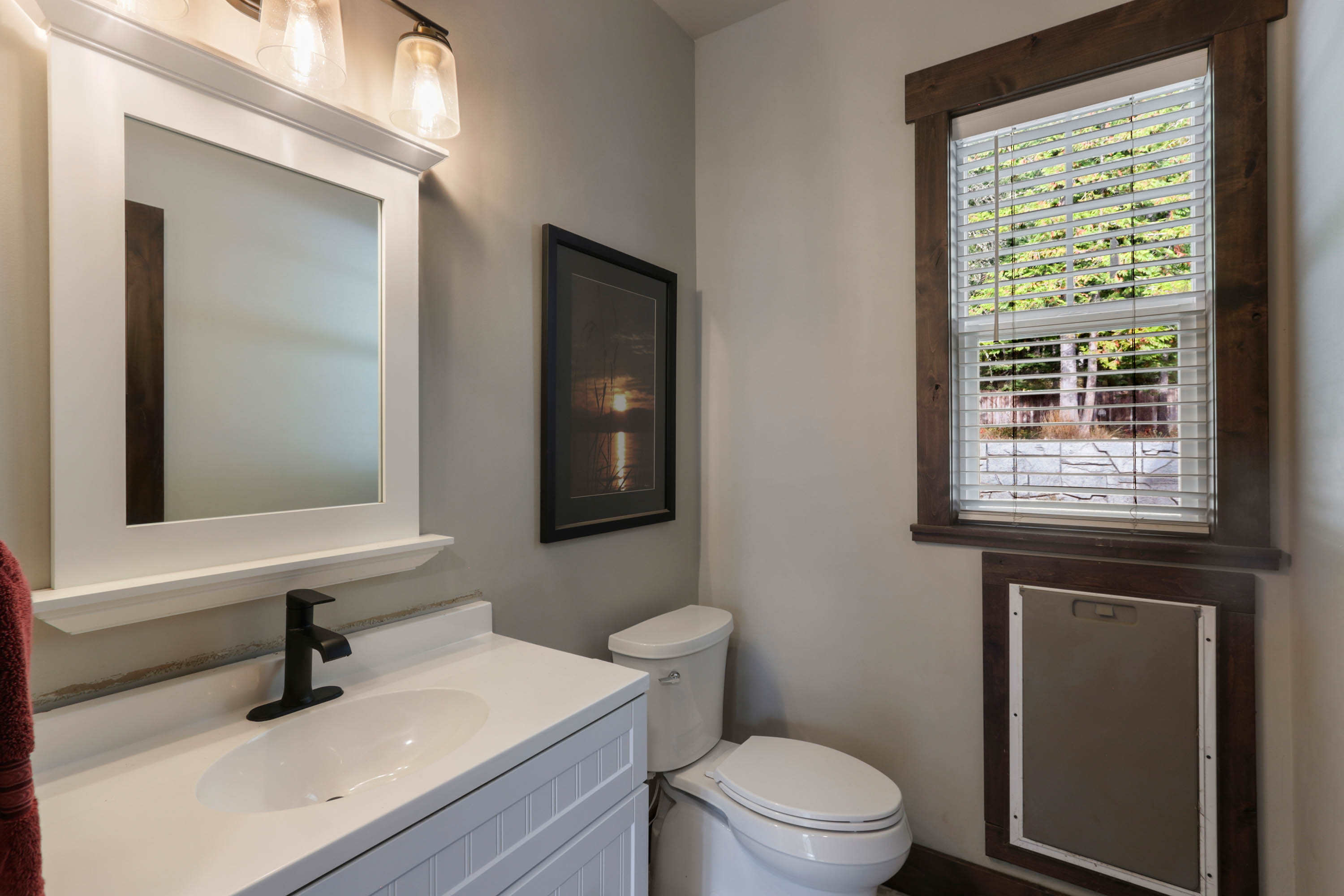 Sandpoint, Idaho, 83864, United States, 6 Bedrooms Bedrooms, ,8 BathroomsBathrooms,Residential,For Sale,1975419