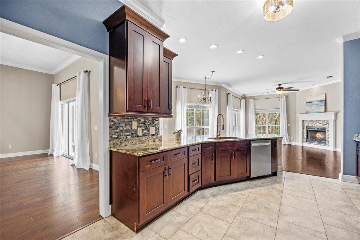 Navarre, Florida, 32566, United States, 3 Bedrooms Bedrooms, ,2 BathroomsBathrooms,Residential,For Sale,1933004