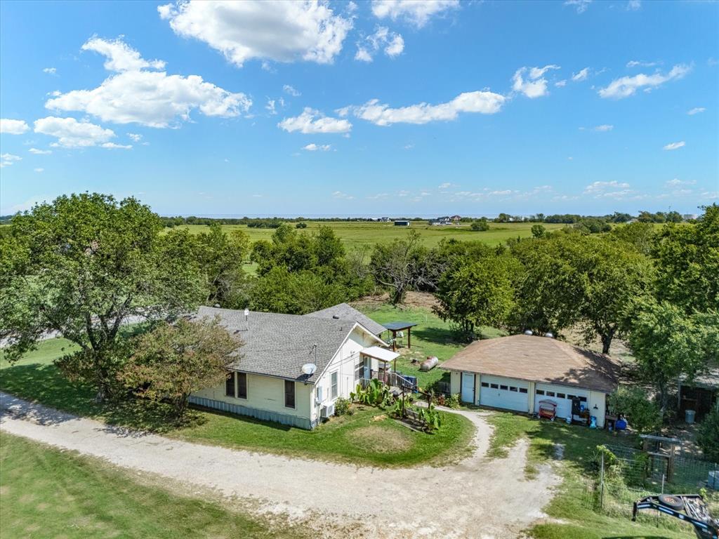 Ennis, Texas, 75119, United States, 3 Bedrooms Bedrooms, ,2 BathroomsBathrooms,Residential,For Sale,1942669