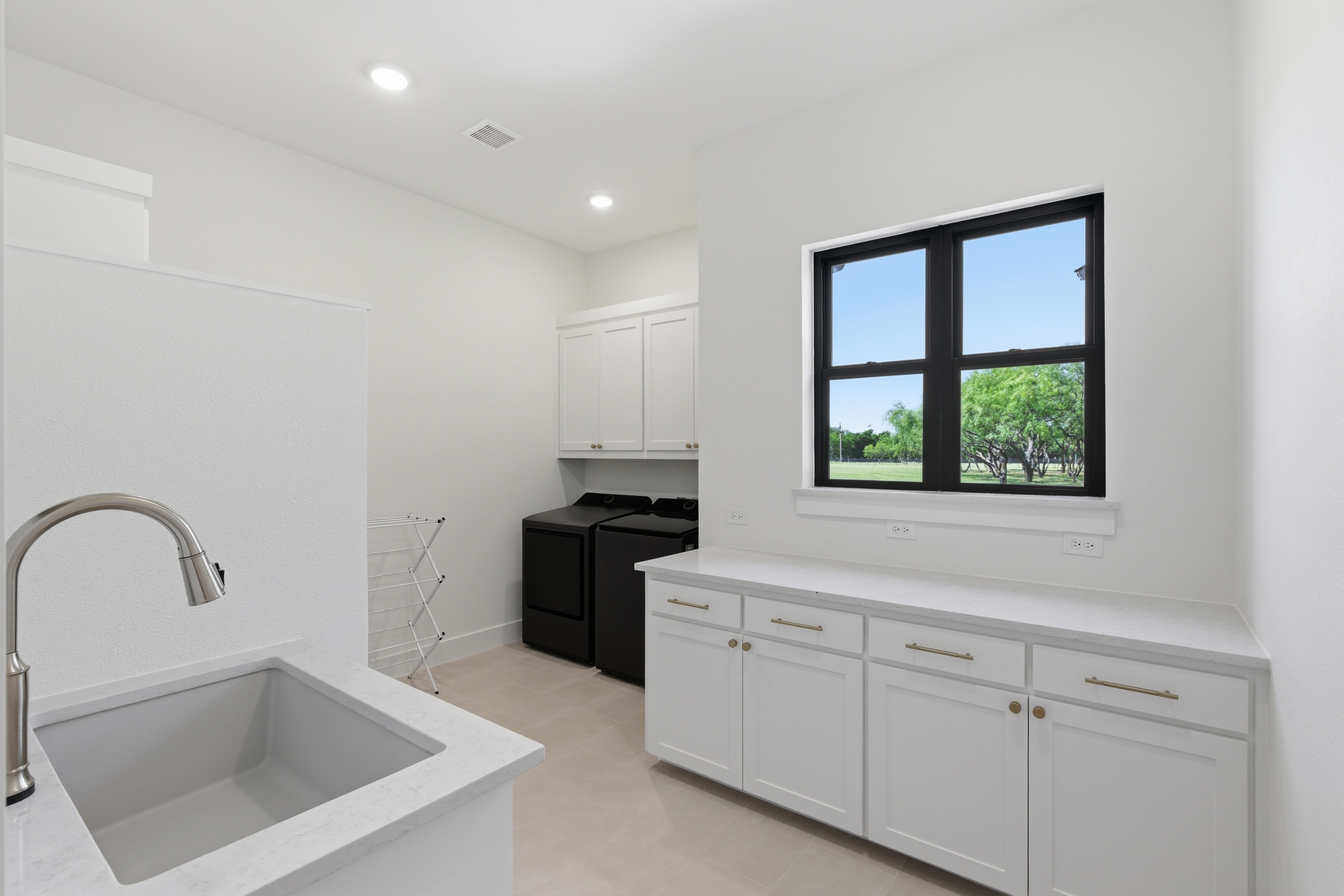  519 Reason Jones Road, Valley View, TX, 76272 - 物件實景