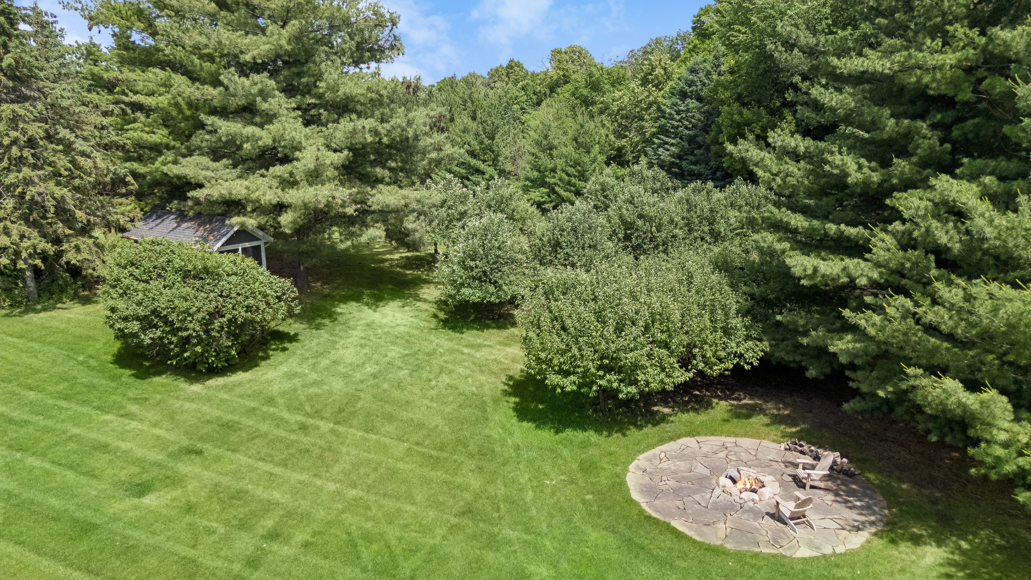  Private Woodland Oasis with Coastal-Inspired Elegance - 物件實景