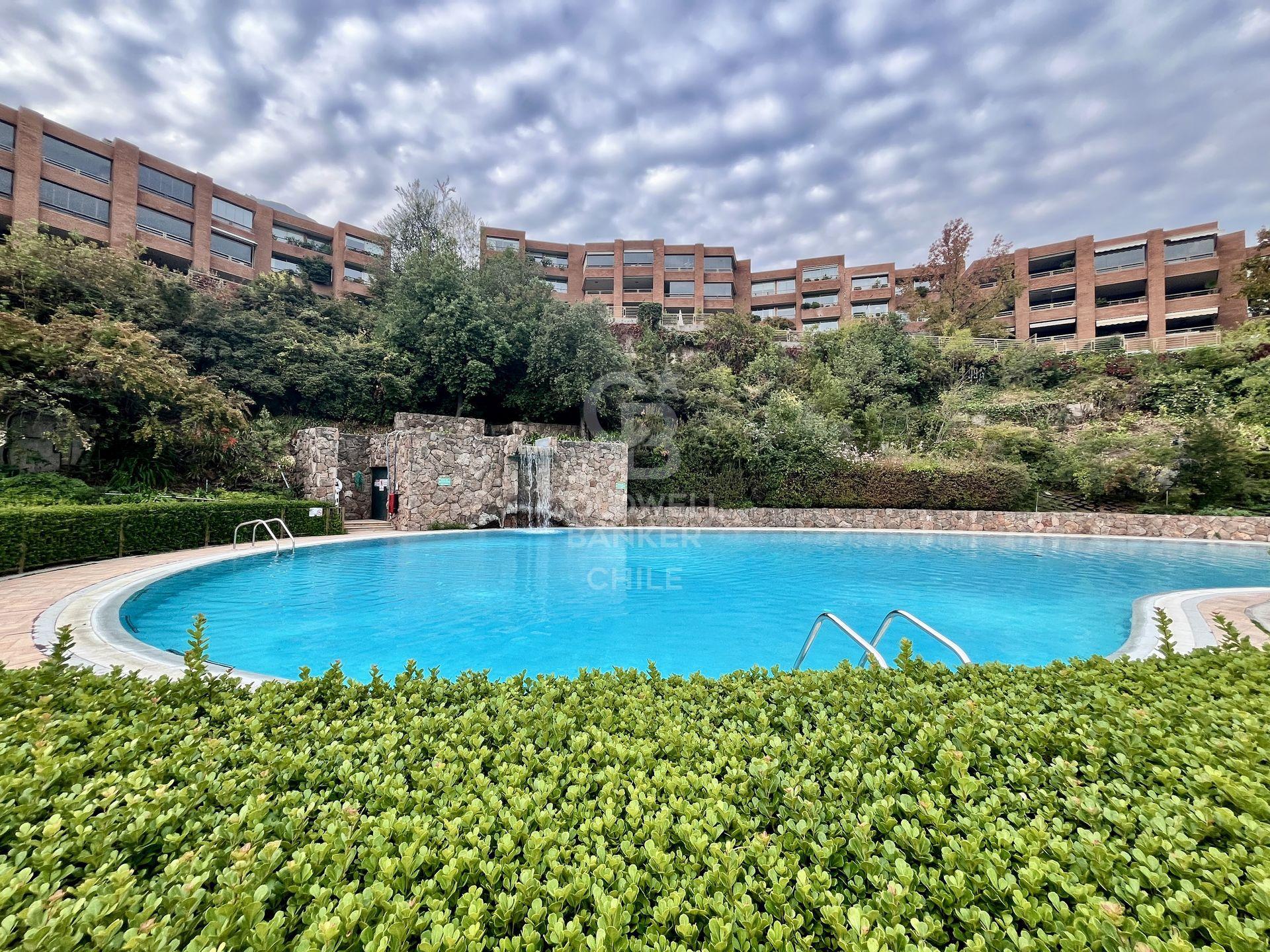 Vitacura, Chile, 3 Bedrooms Bedrooms, ,4 BathroomsBathrooms,Residential,For Sale,1849971