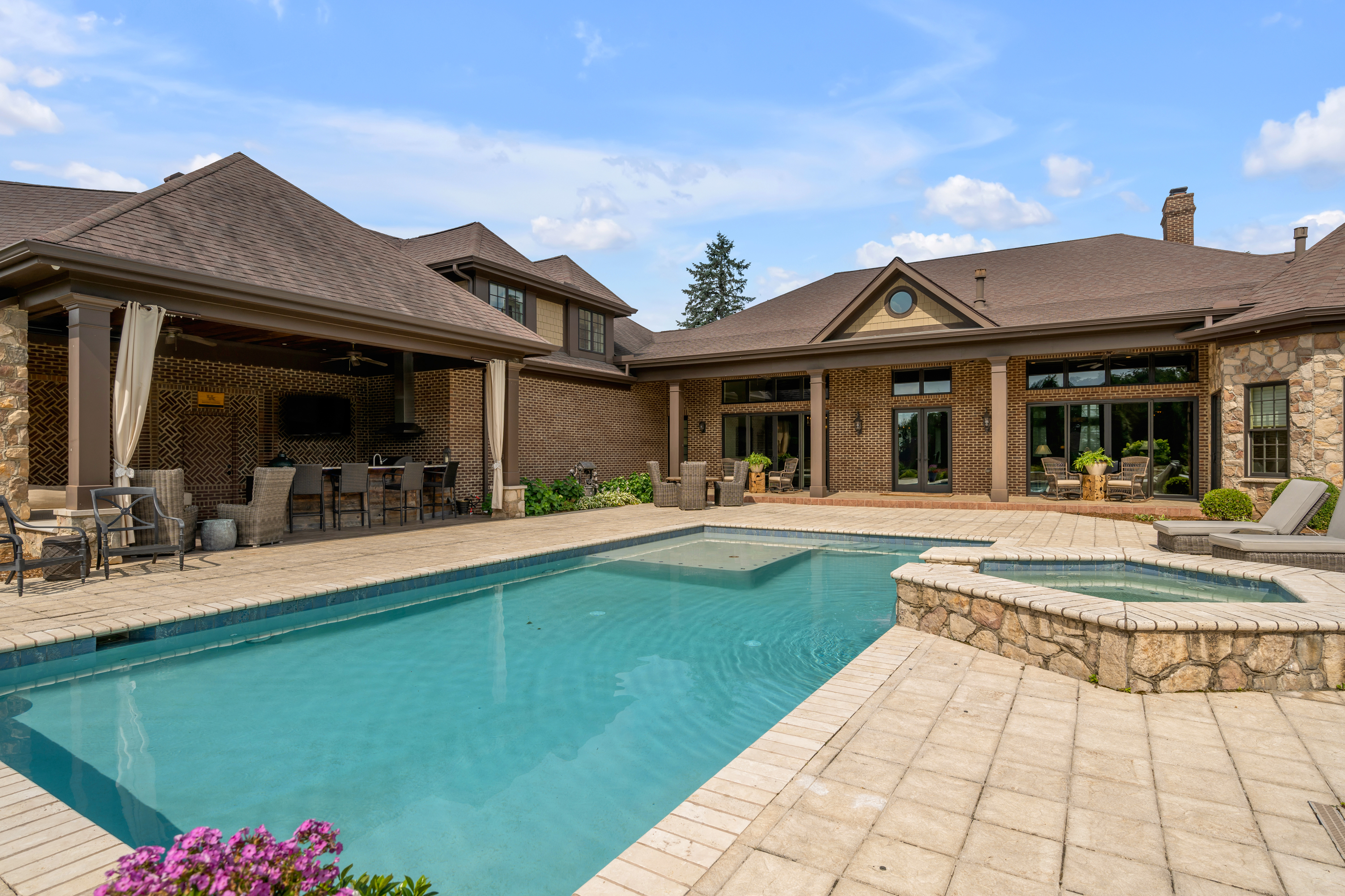 5220 Keene South Elkhorn Road - 物件實景