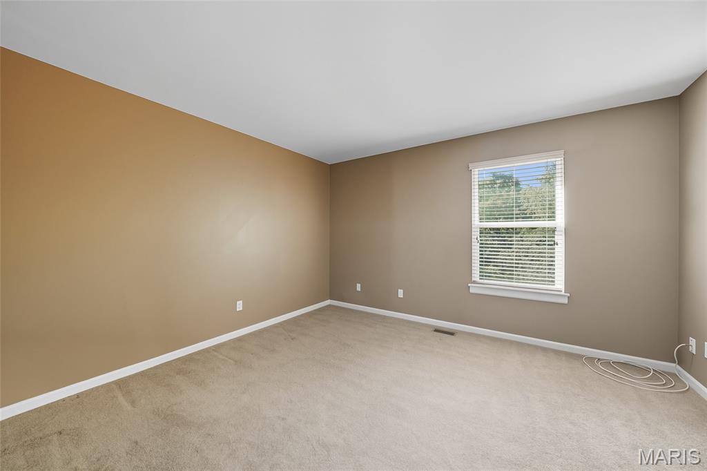 Eureka, Missouri, 63025, United States, 4 Bedrooms Bedrooms, ,3 BathroomsBathrooms,Residential,For Sale,1955087