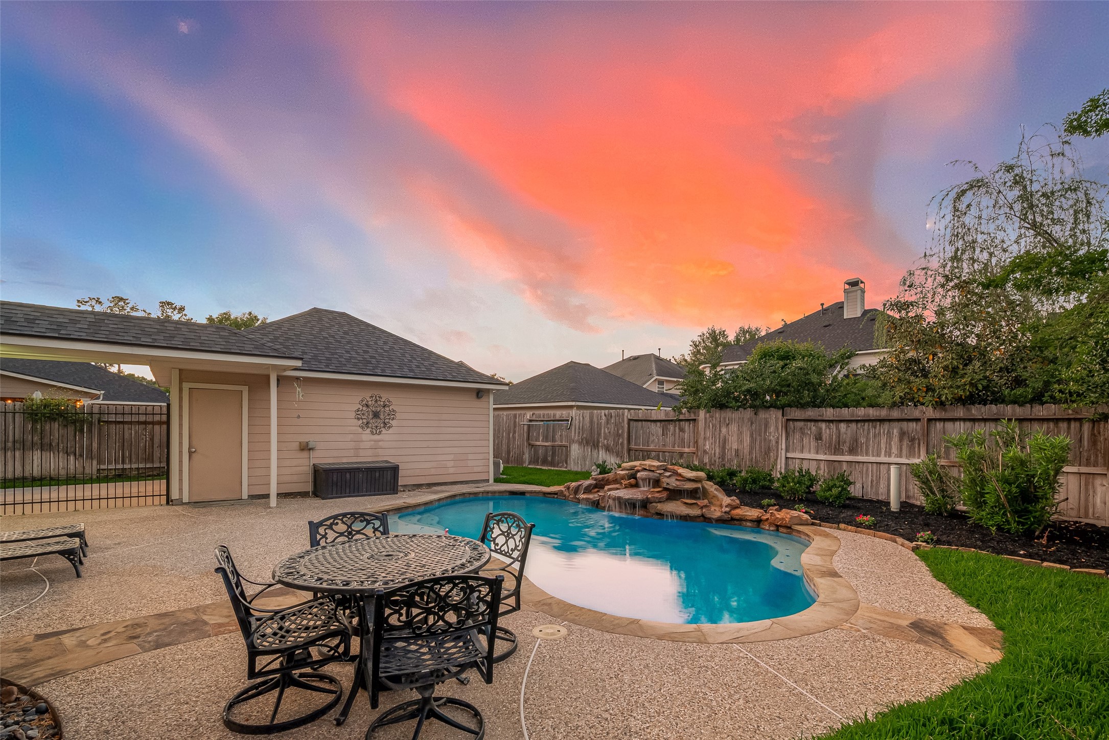  12810 Bedford Falls Drive - 物件實景