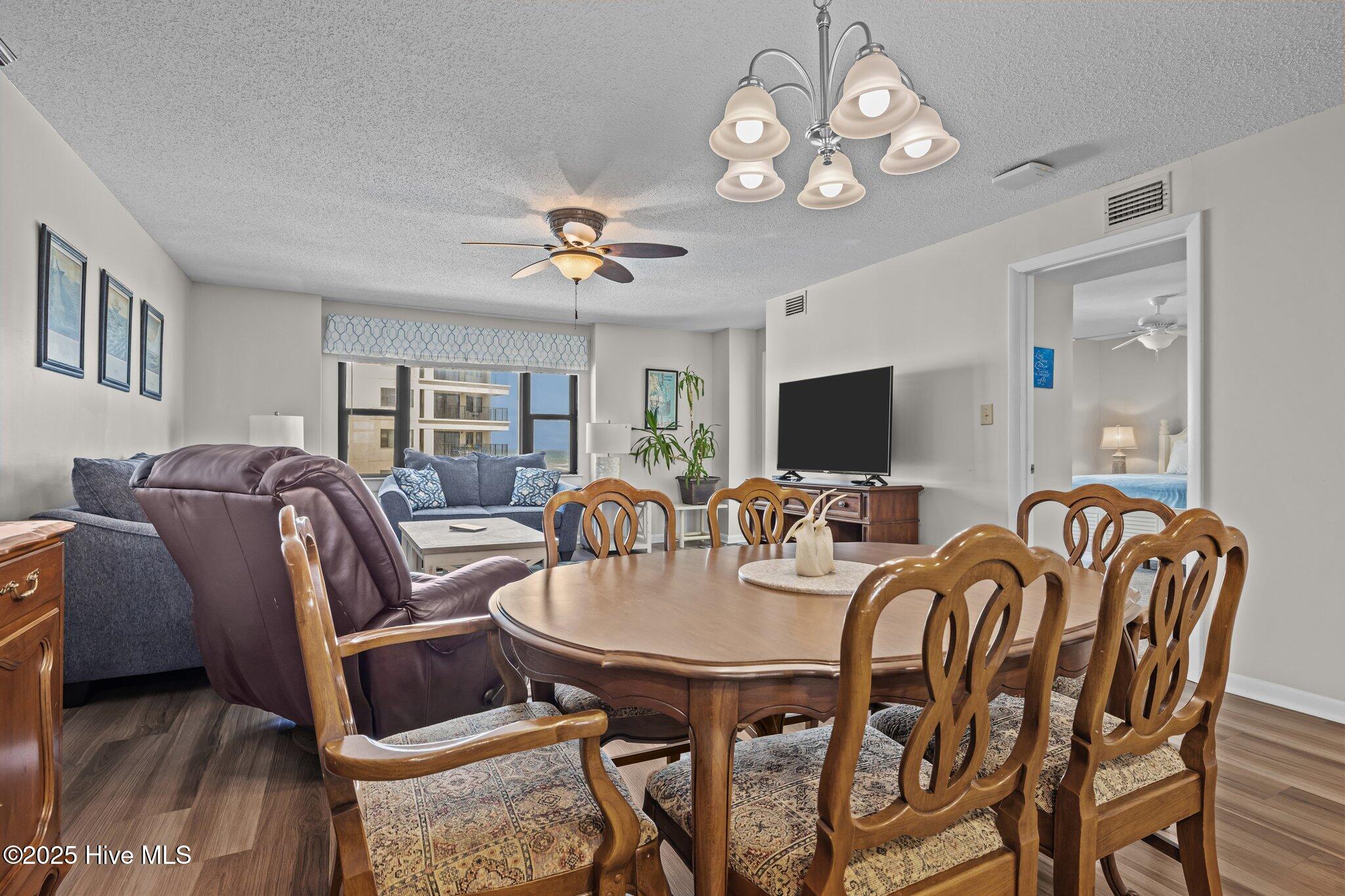 Indian Beach, North Carolina, 28512, United States, 2 Bedrooms Bedrooms, ,2 BathroomsBathrooms,Residential,For Sale,1882598