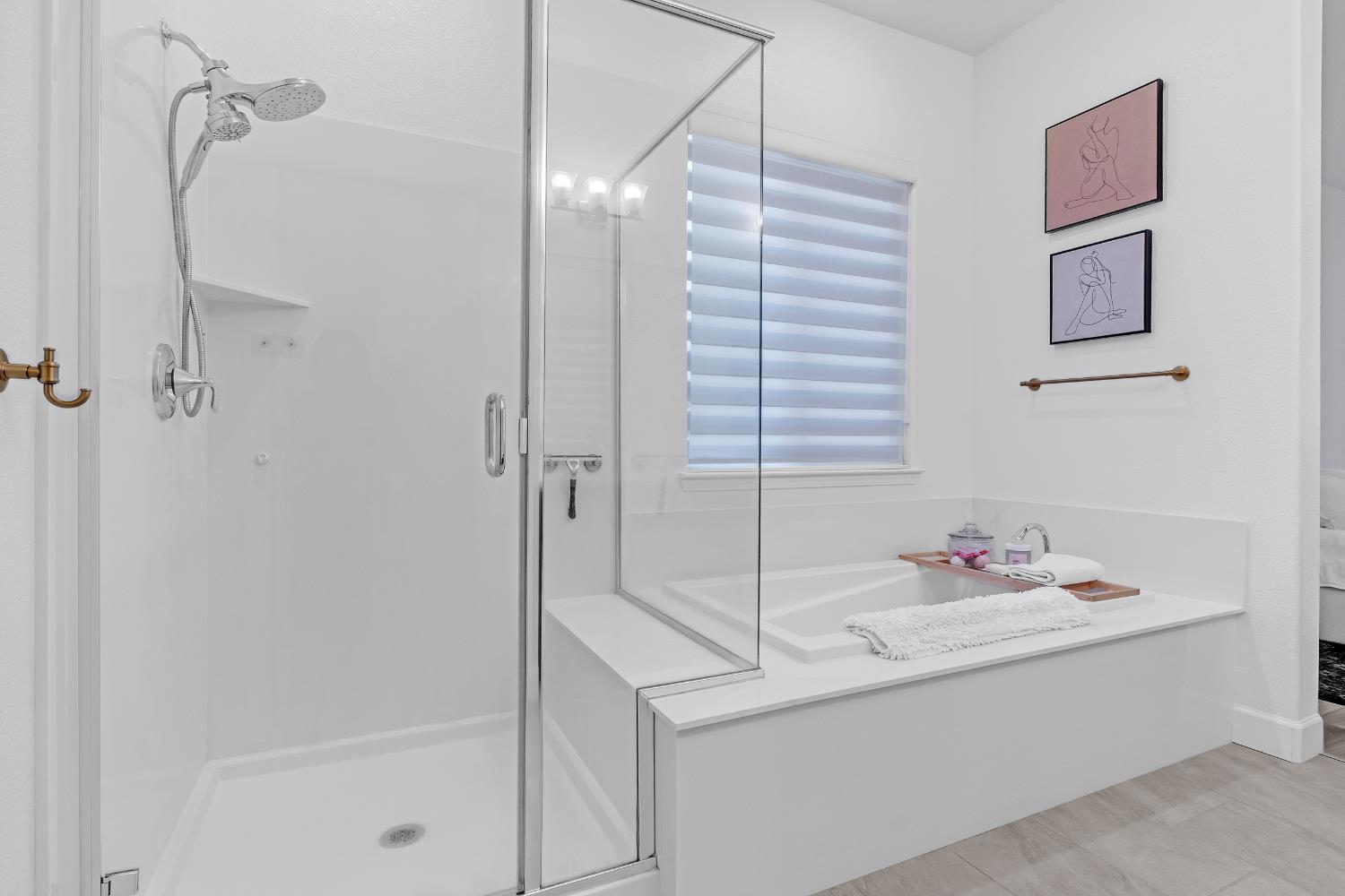 Sacramento, California, 95835, United States, 4 Bedrooms Bedrooms, ,3 BathroomsBathrooms,Residential,For Sale,1998262