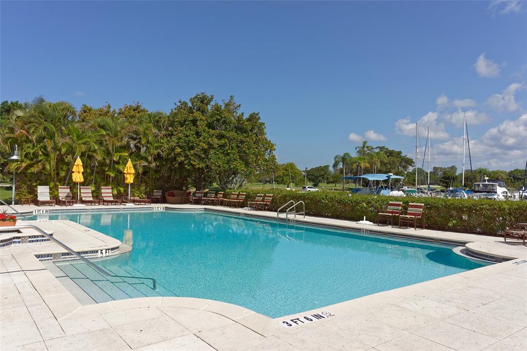 Longboat Key, Florida, 34228, United States, 3 Bedrooms Bedrooms, ,4 BathroomsBathrooms,Residential,For Sale,1986320