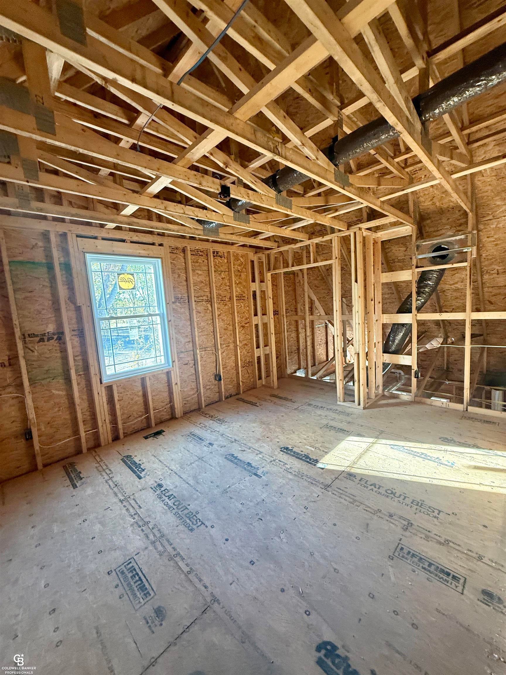 Saint Clair, Michigan, 48079, United States, 5 Bedrooms Bedrooms, ,3 BathroomsBathrooms,Residential,For Sale,1868315