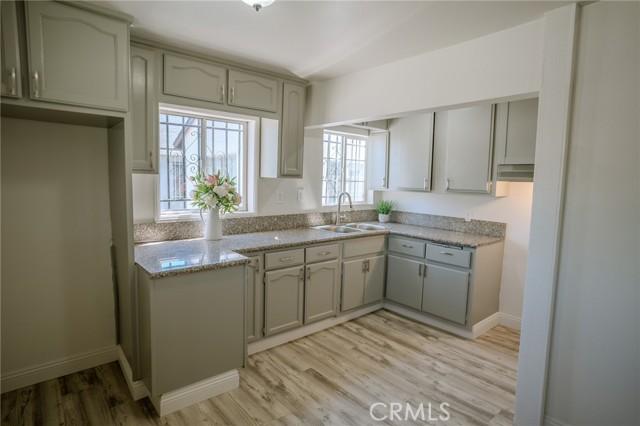 Compton, California, 90222, United States, 2 Bedrooms Bedrooms, ,1 BathroomBathrooms,Residential,For Sale,1981814