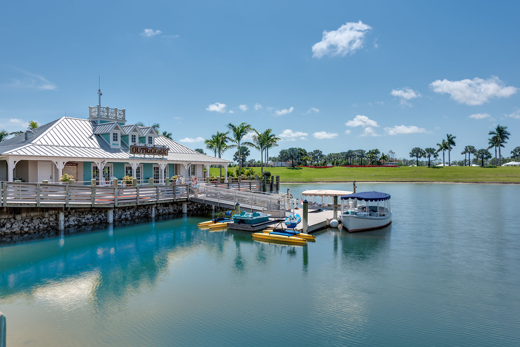  NAPLES RESERVE - SUTTON CAY - 物件實景