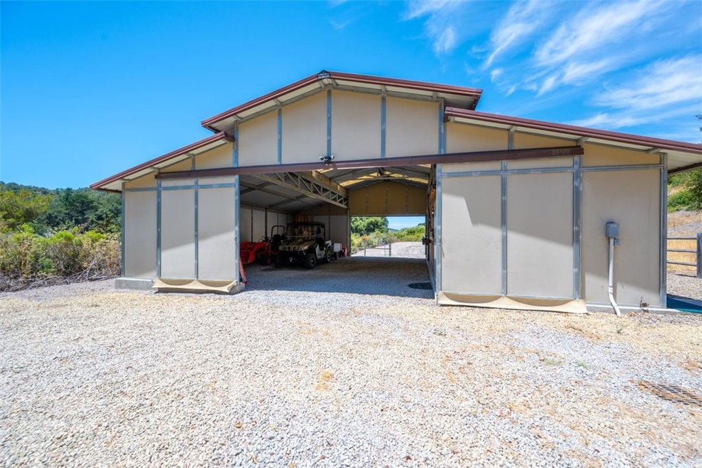 Arroyo Grande, California, 93420, United States, 4 Bedrooms Bedrooms, ,2 BathroomsBathrooms,Residential,For Sale,1976896