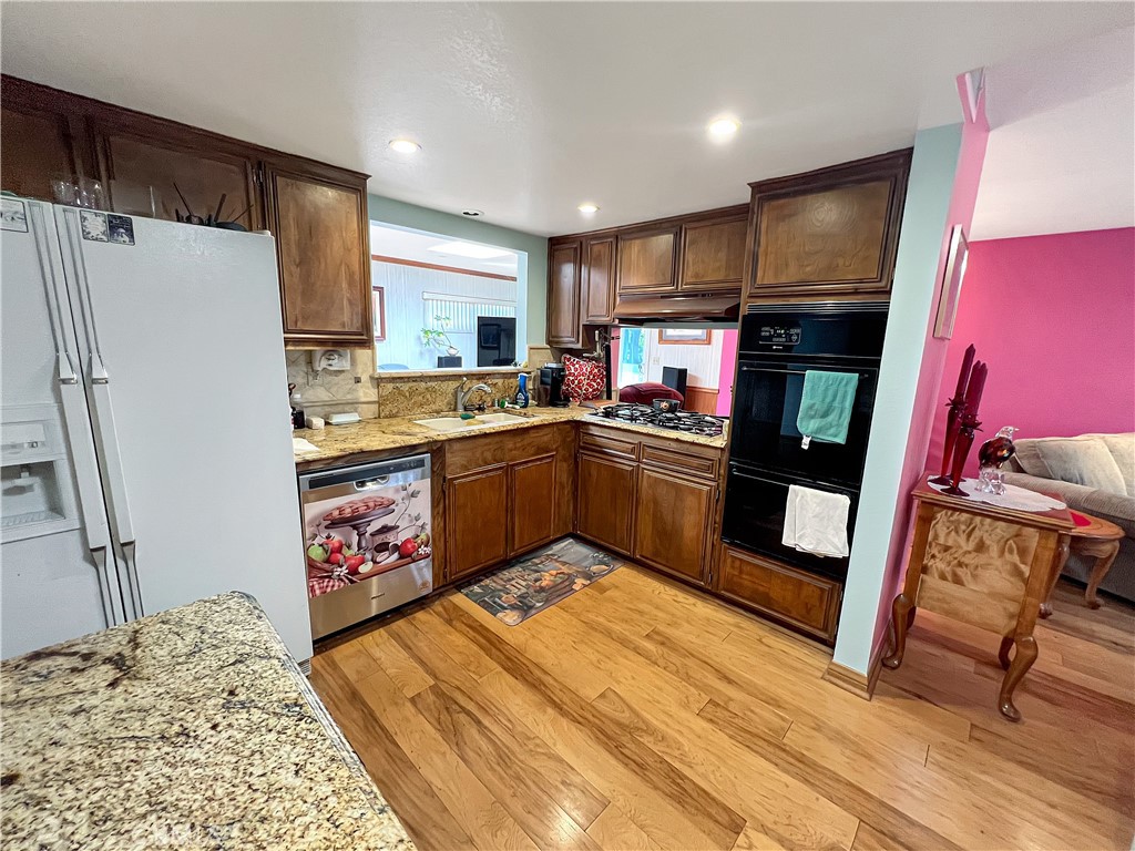 Santa Ana, California, 92701, United States, 4 Bedrooms Bedrooms, ,2 BathroomsBathrooms,Residential,For Sale,1940678