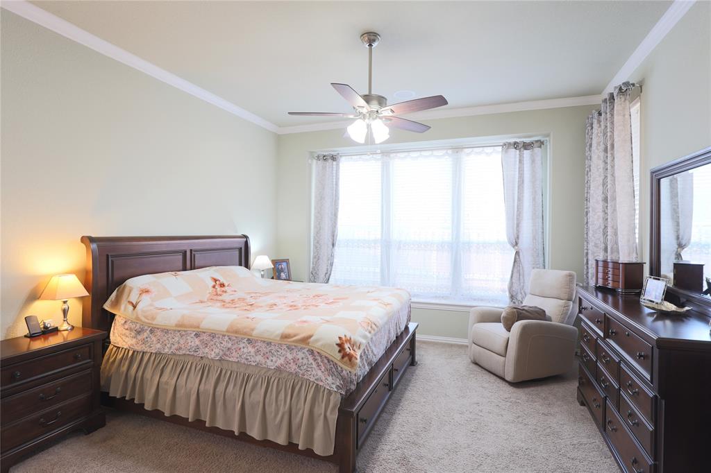 Euless, Texas, 76039, United States, 4 Bedrooms Bedrooms, ,3 BathroomsBathrooms,Residential,For Sale,2033775