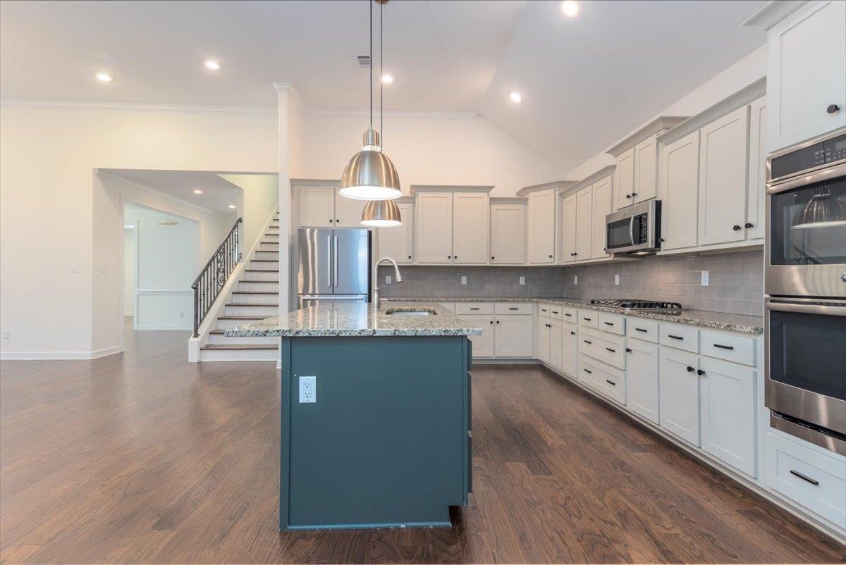 Collierville, Tennessee, 38017, United States, 4 Bedrooms Bedrooms, ,3 BathroomsBathrooms,Residential,For Sale,1907288