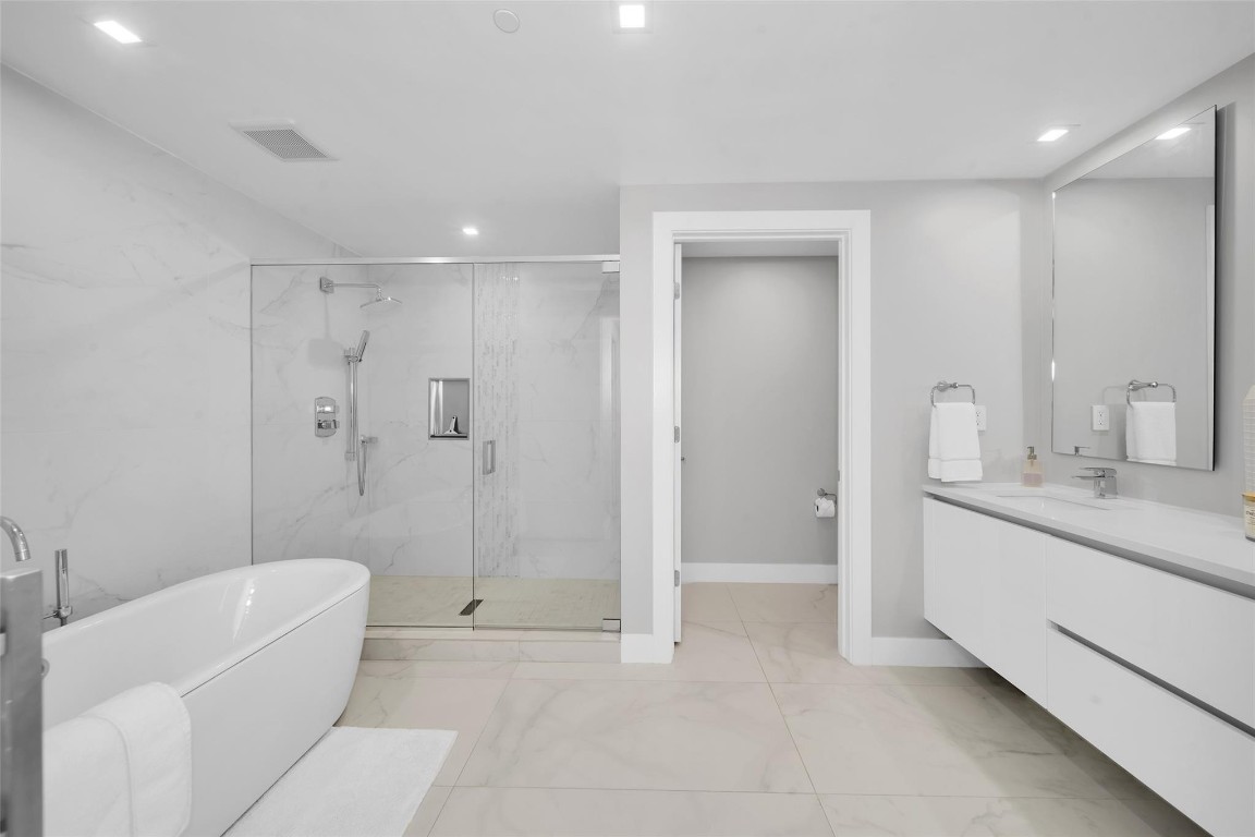 Pompano Beach, Florida, 33062, United States, 3 Bedrooms Bedrooms, ,3 BathroomsBathrooms,Residential,For Sale,1810568