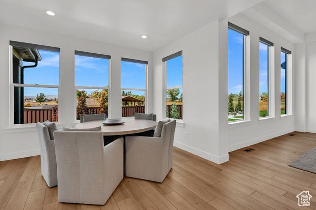 Farmington, Utah, 84025, United States, 5 Bedrooms Bedrooms, ,4 BathroomsBathrooms,Residential,For Sale,1975764