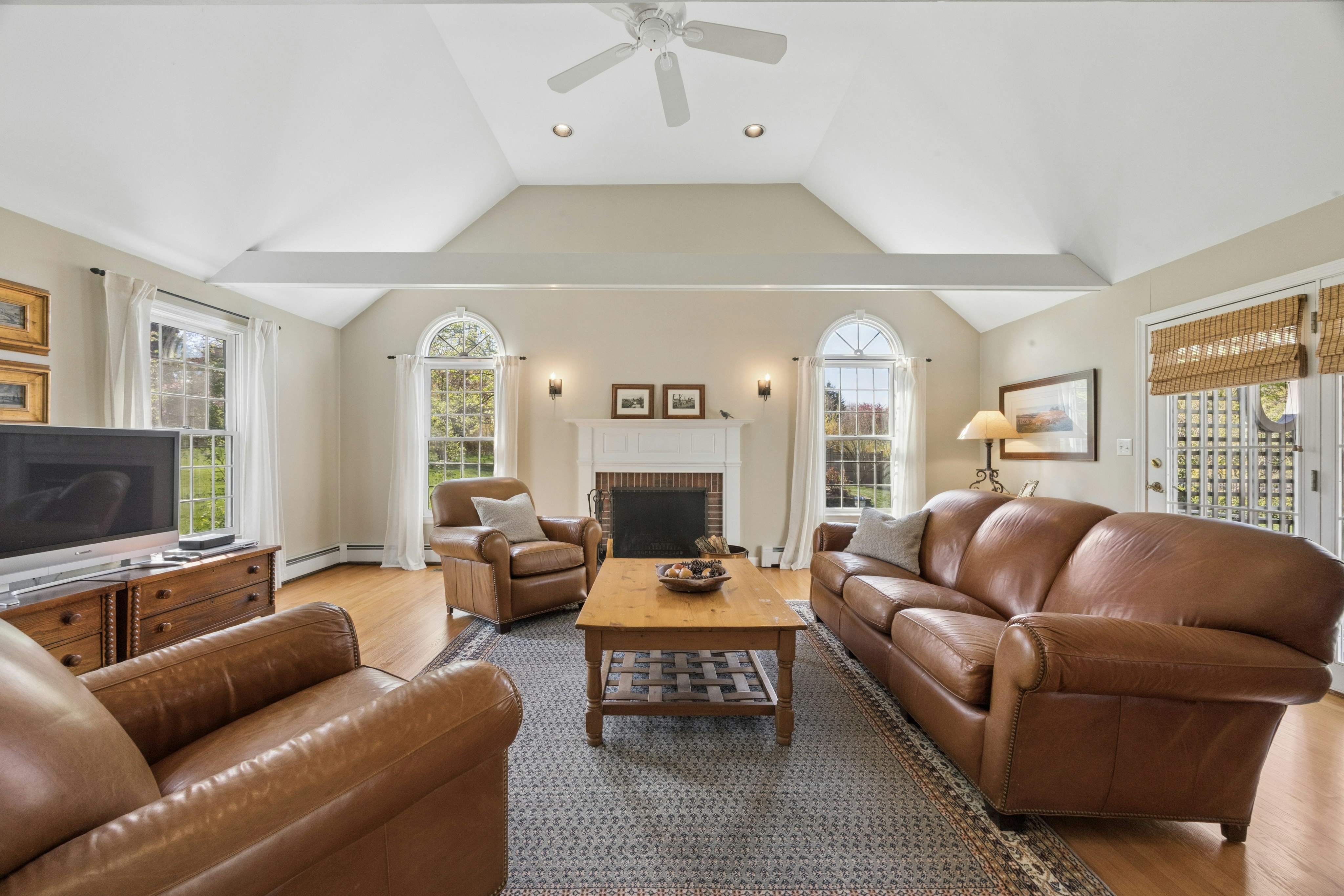  177 Long Hill Road, Bolton, MA 01740 - 物件實景