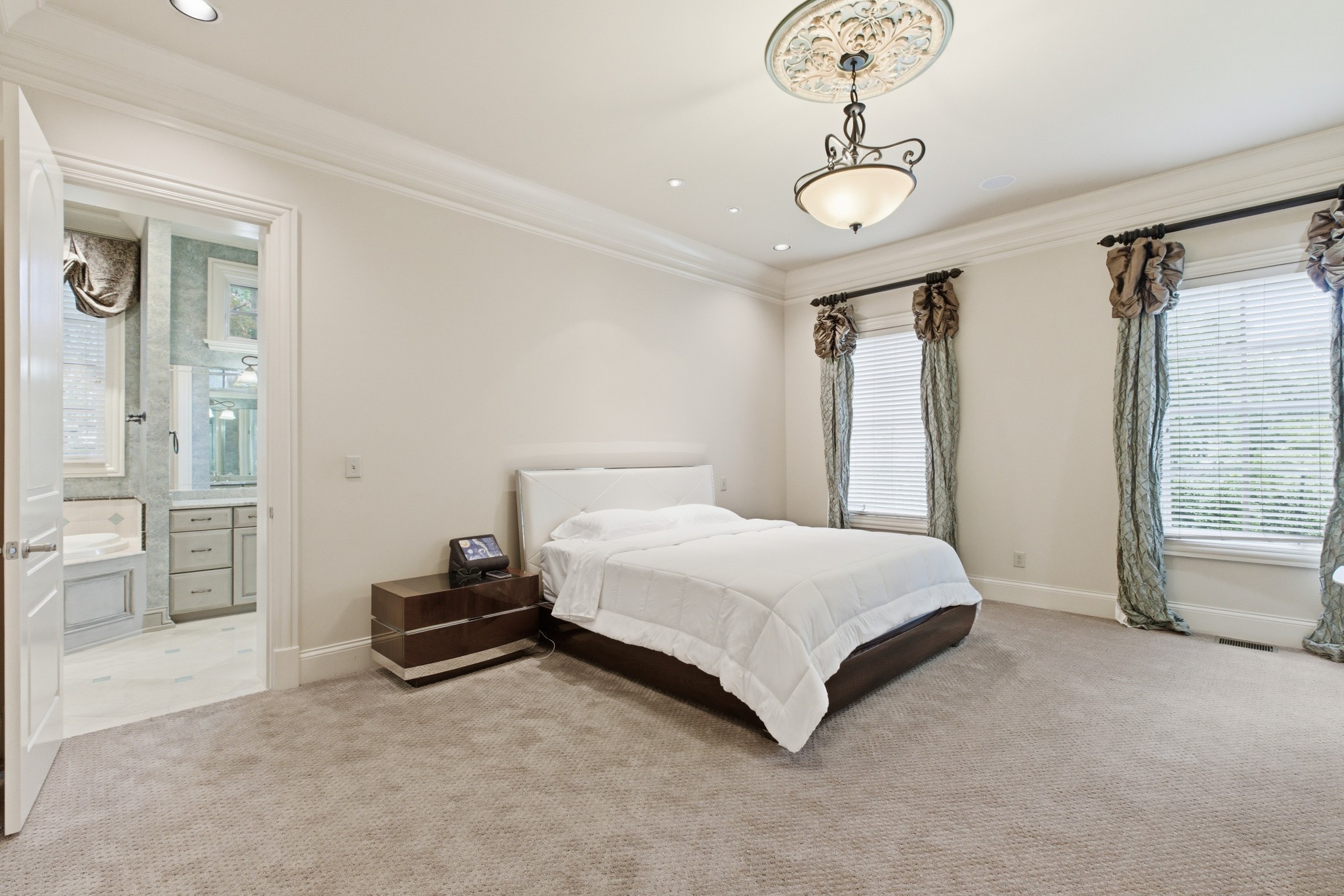  4022 Sneed Rd, Nashville, TN, 37215 - 物件實景