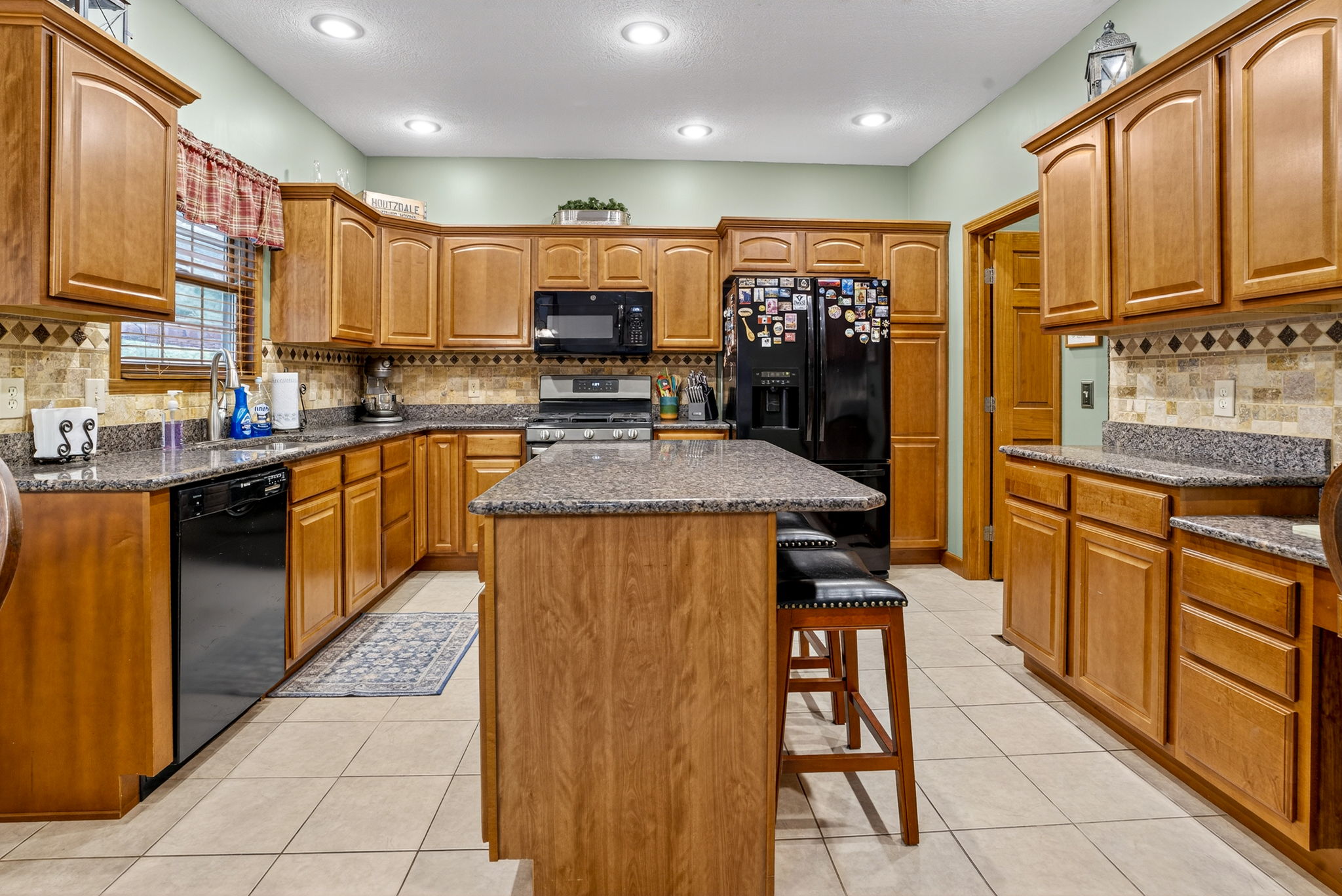 Terre Haute, Indiana, 47802, United States, 4 Bedrooms Bedrooms, ,4 BathroomsBathrooms,Residential,For Sale,1976362