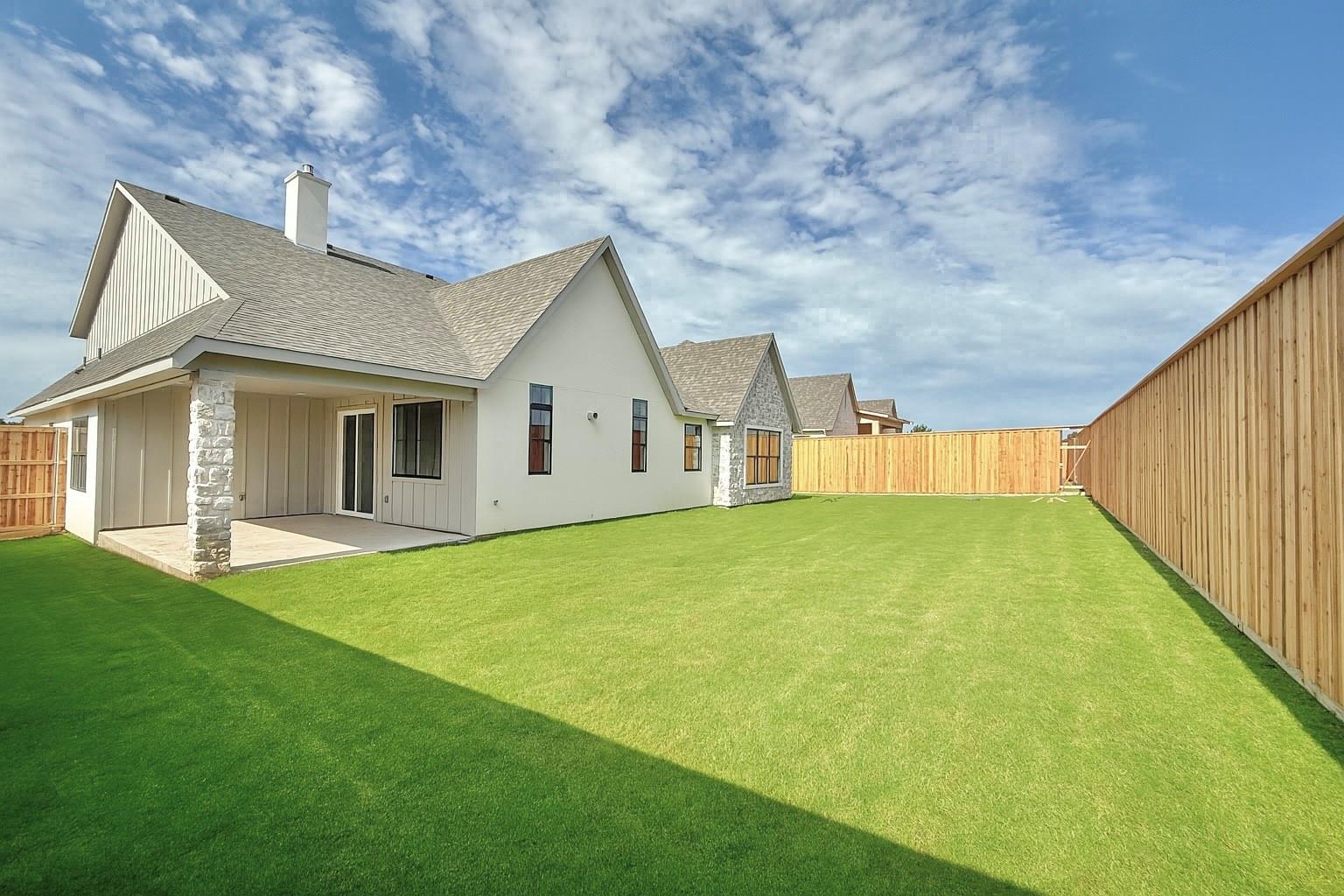 Pottsboro, Texas, 75076, United States, 4 Bedrooms Bedrooms, ,2 BathroomsBathrooms,Residential,For Sale,1916298