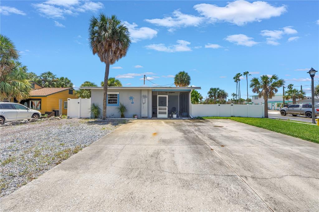 St Pete Beach, Florida, 33706, United States, 3 Bedrooms Bedrooms, ,2 BathroomsBathrooms,Residential,For Sale,1897021