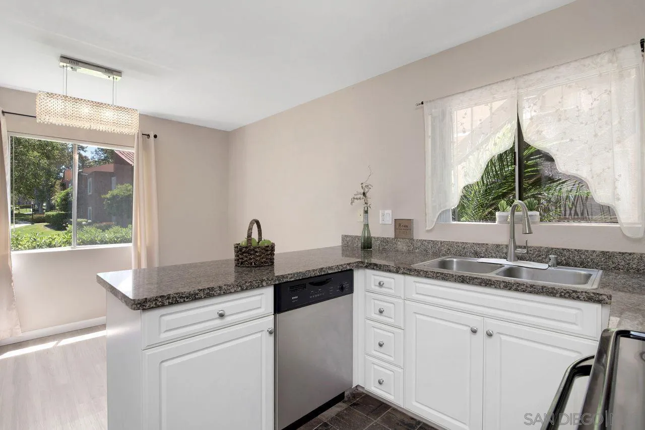 San Diego, California, 92127, United States, 2 Bedrooms Bedrooms, ,2 BathroomsBathrooms,Residential,For Sale,1950197