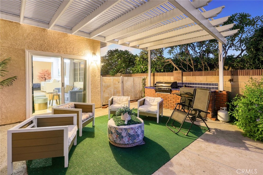Whittier, California, 90604, United States, 4 Bedrooms Bedrooms, ,2 BathroomsBathrooms,Residential,For Sale,1918097