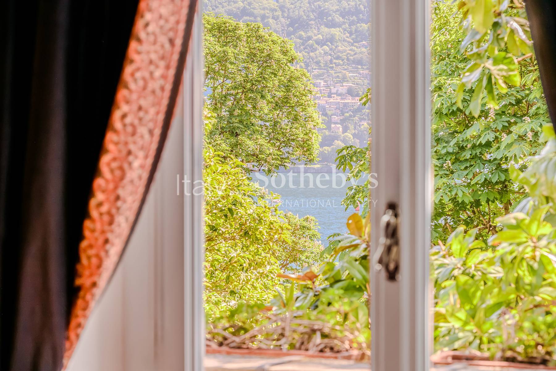  Elegant residence in the heart of Cernobbio - 物件實景