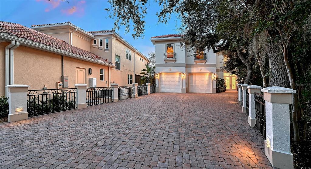 Sarasota, Florida, 34238, United States, 4 Bedrooms Bedrooms, ,5 BathroomsBathrooms,Residential,For Sale,1992951