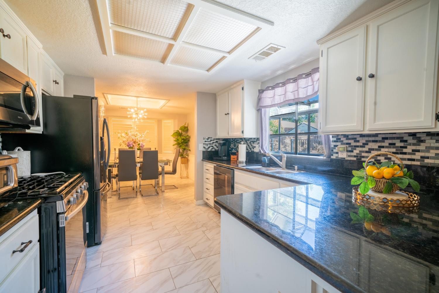 Modesto, California, 95355, United States, 3 Bedrooms Bedrooms, ,3 BathroomsBathrooms,Residential,For Sale,1921858