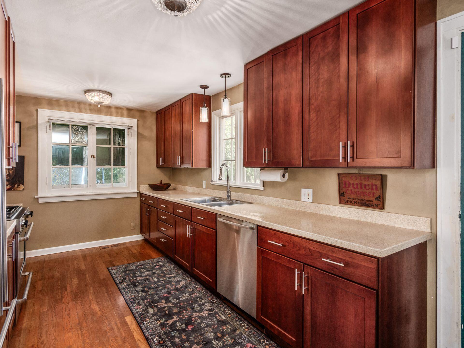 Bexley, Ohio, 43209, United States, 5 Bedrooms Bedrooms, ,2 BathroomsBathrooms,Residential,For Sale,1951090