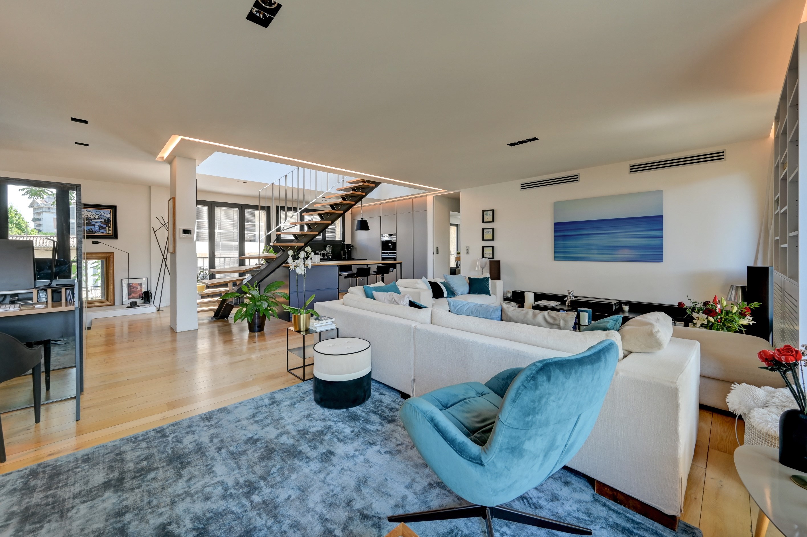  Contemporary Town House with Rooftop Terrace – Aix Center - 物件實景
