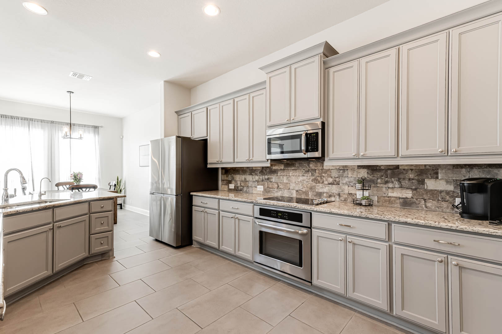 Cibolo, Texas, 78108, United States, 5 Bedrooms Bedrooms, ,4 BathroomsBathrooms,Residential,For Sale,2012398