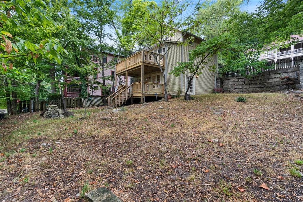 Eureka Springs, Arkansas, 752632, United States, 2 Bedrooms Bedrooms, ,3 BathroomsBathrooms,Residential,For Sale,1980182