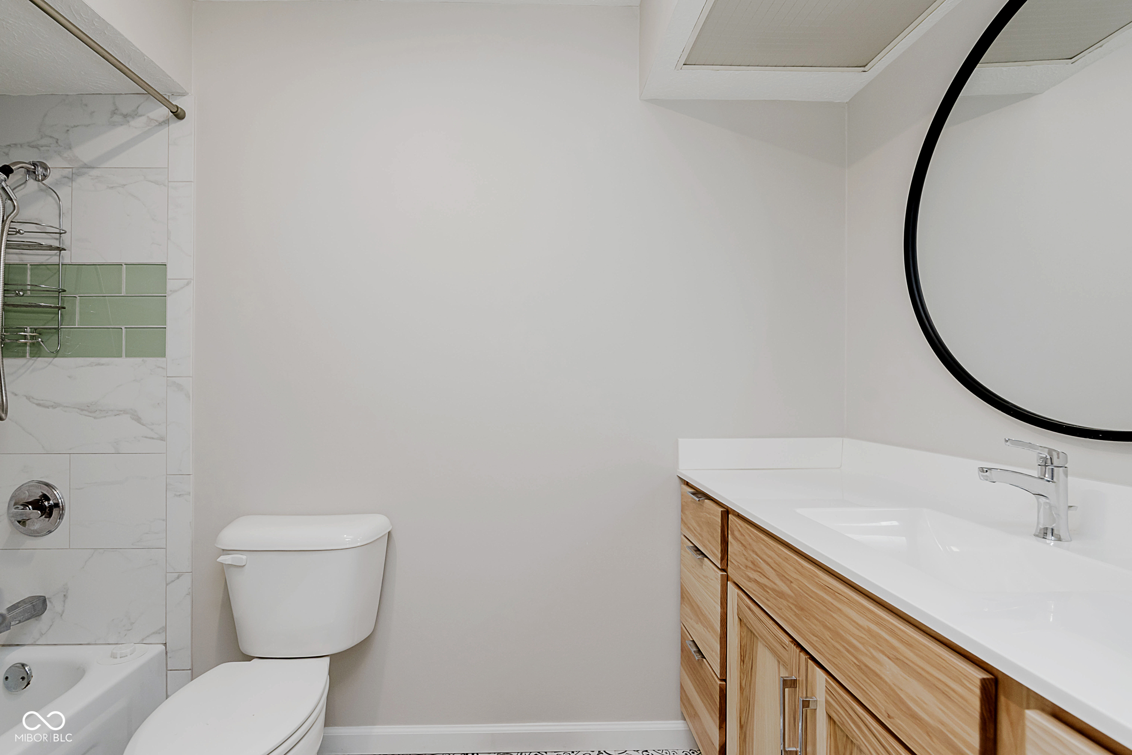 Greenwood, Indiana, 46143, United States, 4 Bedrooms Bedrooms, ,3 BathroomsBathrooms,Residential,For Sale,1976804