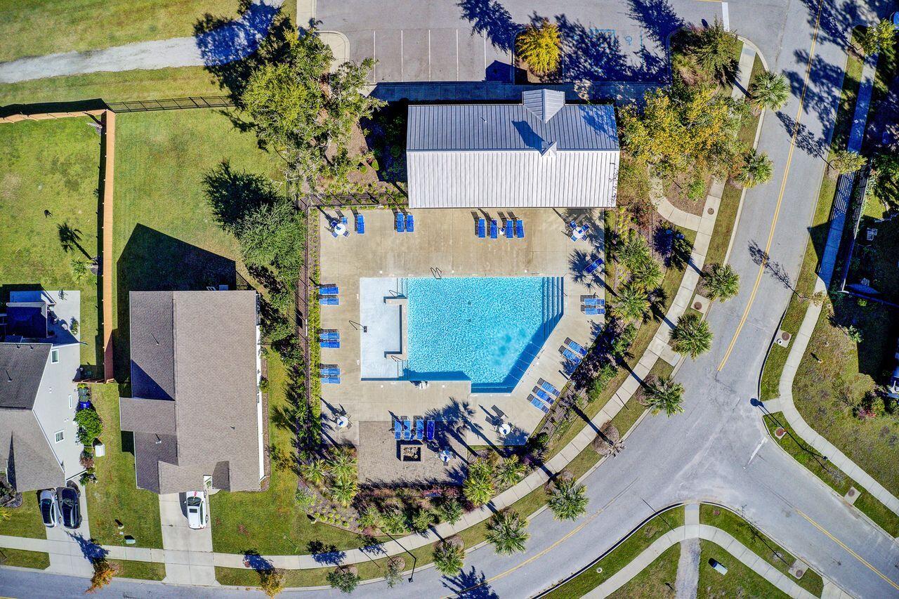 Johns Island, South Carolina, 29455, United States, 4 Bedrooms Bedrooms, ,2 BathroomsBathrooms,Residential,For Sale,1967653