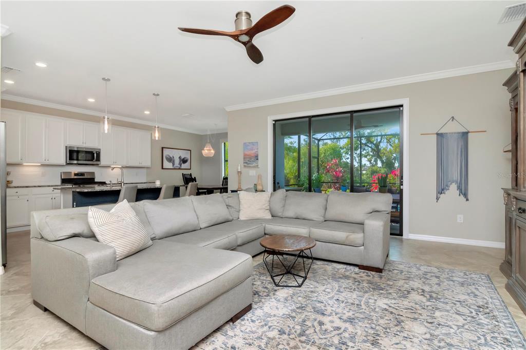 Bradenton, Florida, 34211, United States, 6 Bedrooms Bedrooms, ,5 BathroomsBathrooms,Residential,For Sale,1743496