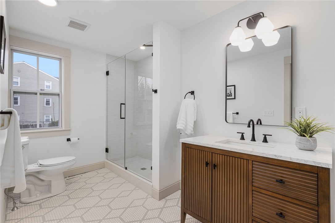 Providence, Rhode Island, 02906, United States, 4 Bedrooms Bedrooms, ,3 BathroomsBathrooms,Residential,For Sale,2000576