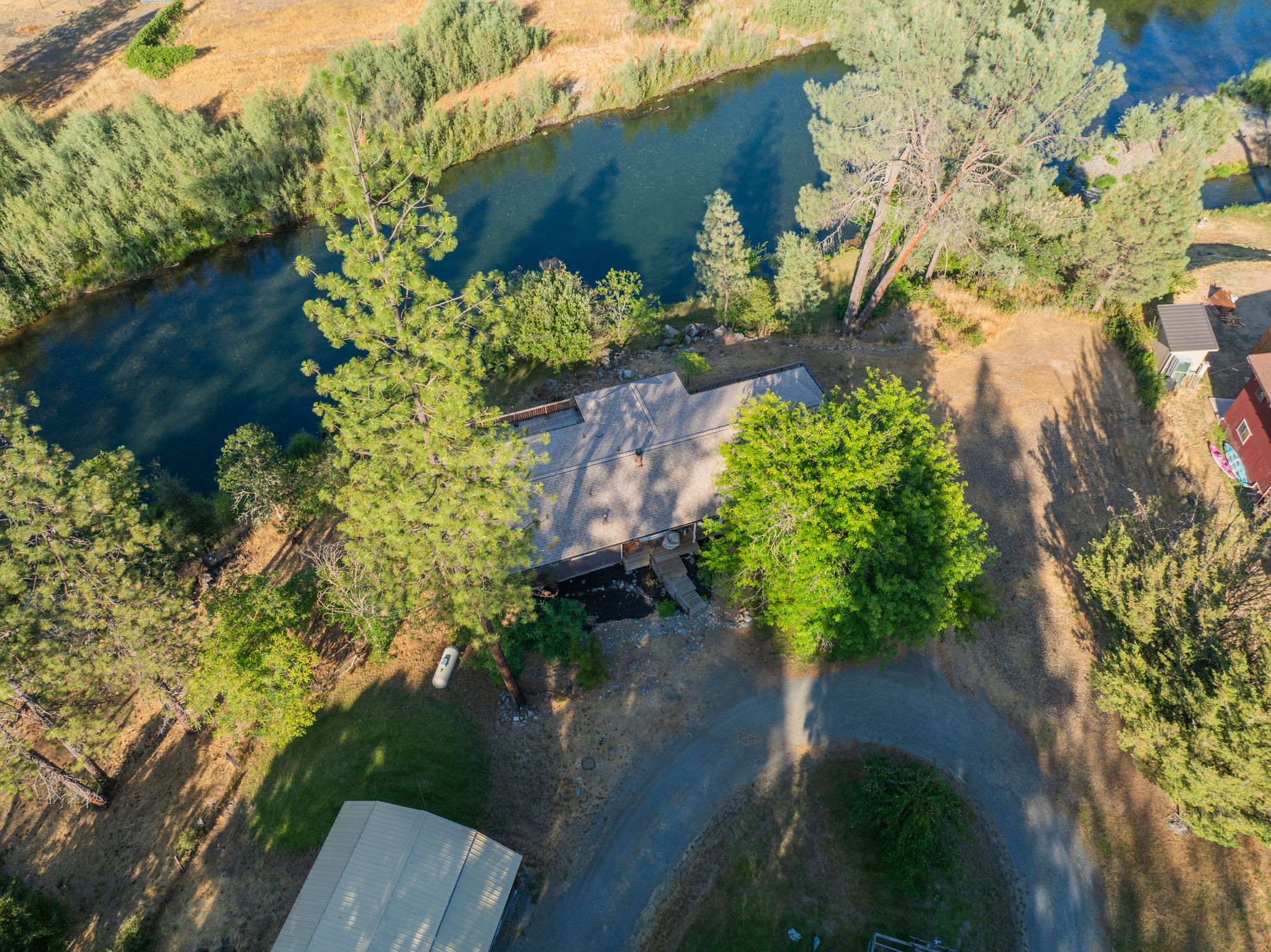 Lewiston, California, 96052, United States, 3 Bedrooms Bedrooms, ,3 BathroomsBathrooms,Residential,For Sale,1937334