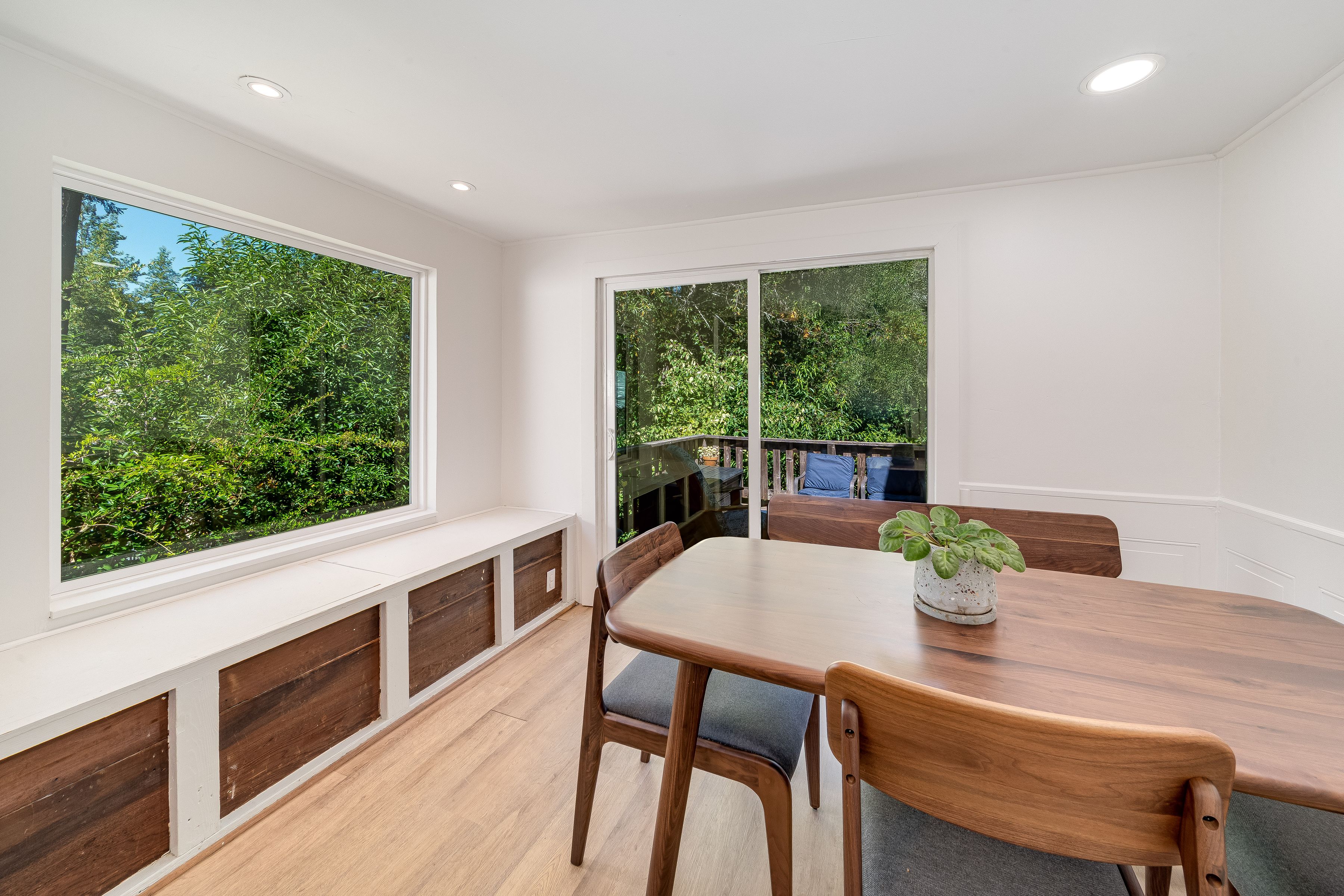  28 McClure Ave - 物件實景