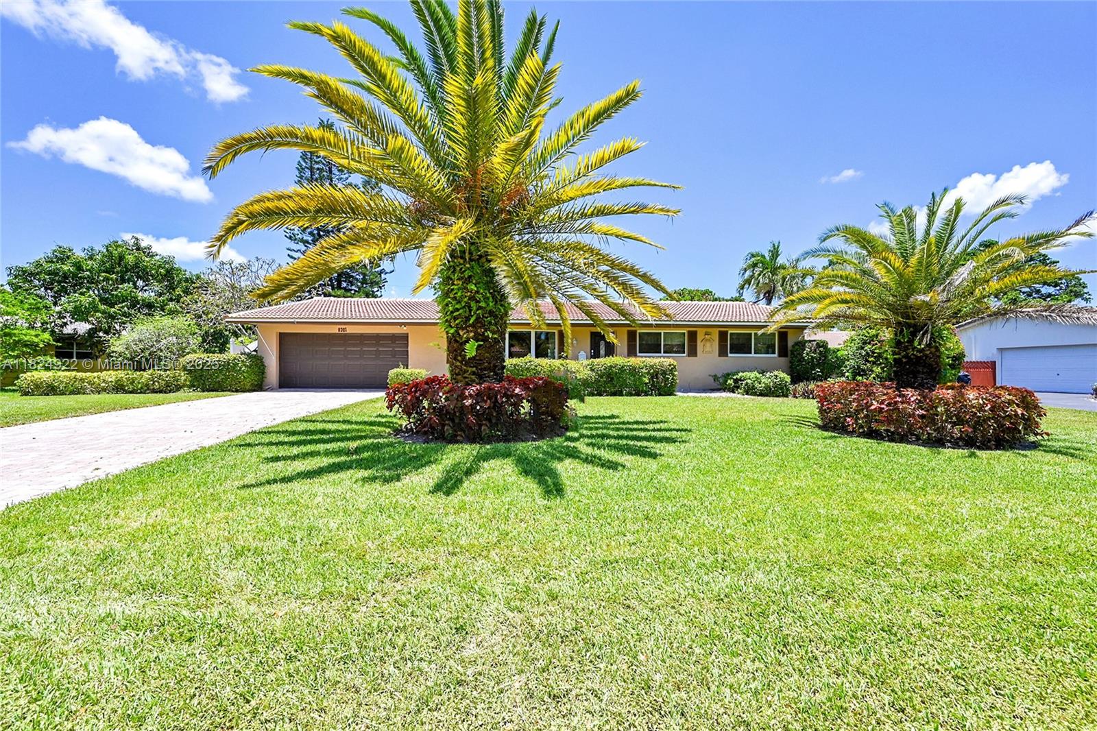Coral Springs, Florida, 33065, United States, 4 Bedrooms Bedrooms, ,2 BathroomsBathrooms,Residential,For Sale,1866379
