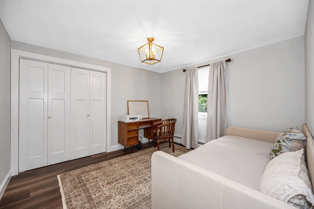 Groveland, Massachusetts, 01834, United States, 5 Bedrooms Bedrooms, ,3 BathroomsBathrooms,Residential,For Sale,1909322