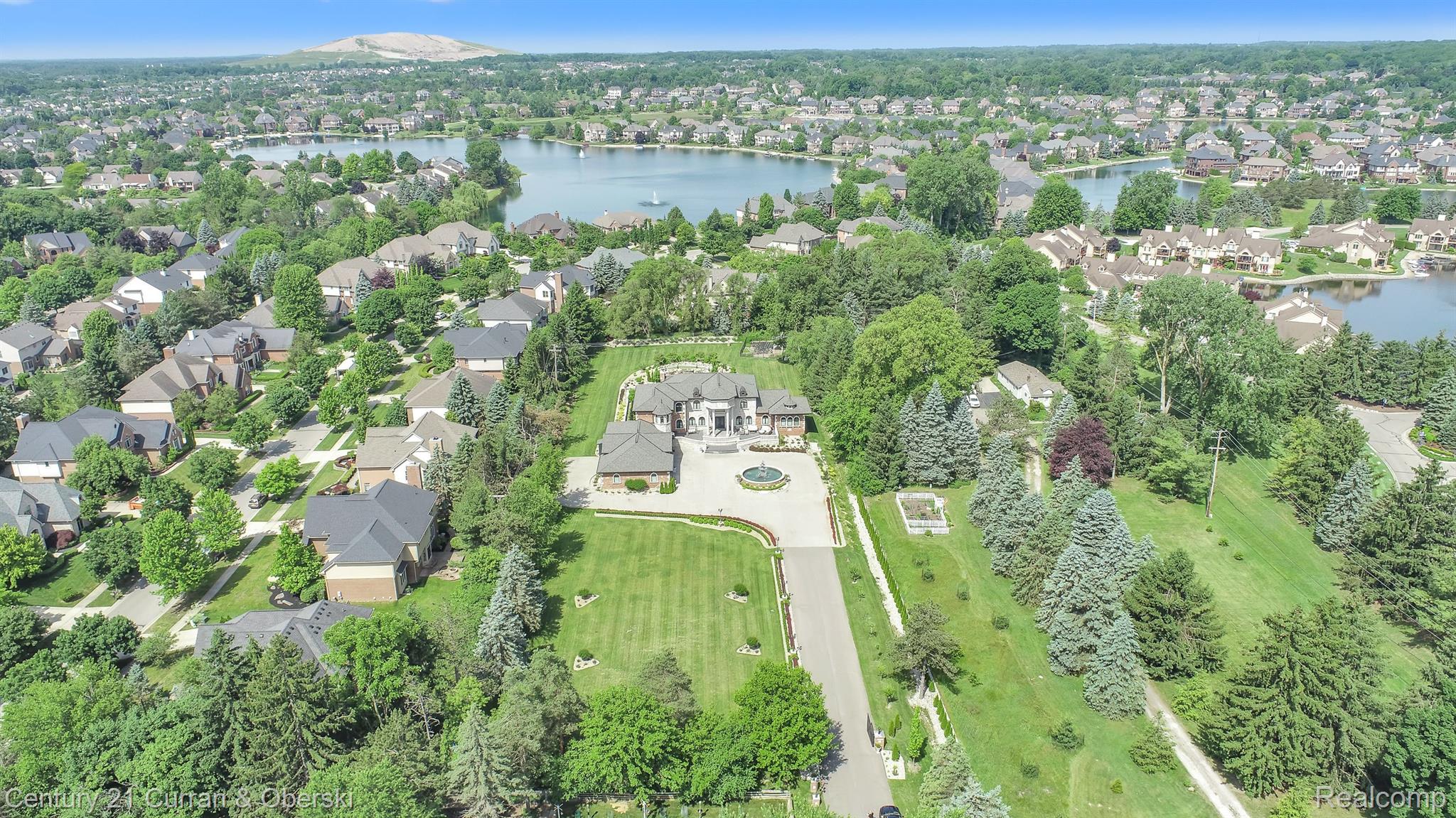 Northville Township, Michigan, 48168, United States, 7 Bedrooms Bedrooms, ,10 BathroomsBathrooms,Residential,For Sale,2006109