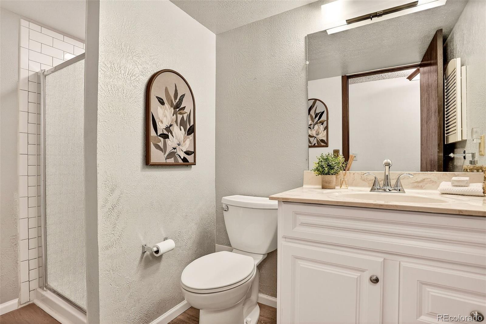 Westminster, Colorado, 80031, United States, 5 Bedrooms Bedrooms, ,1 BathroomBathrooms,Residential,For Sale,1988958