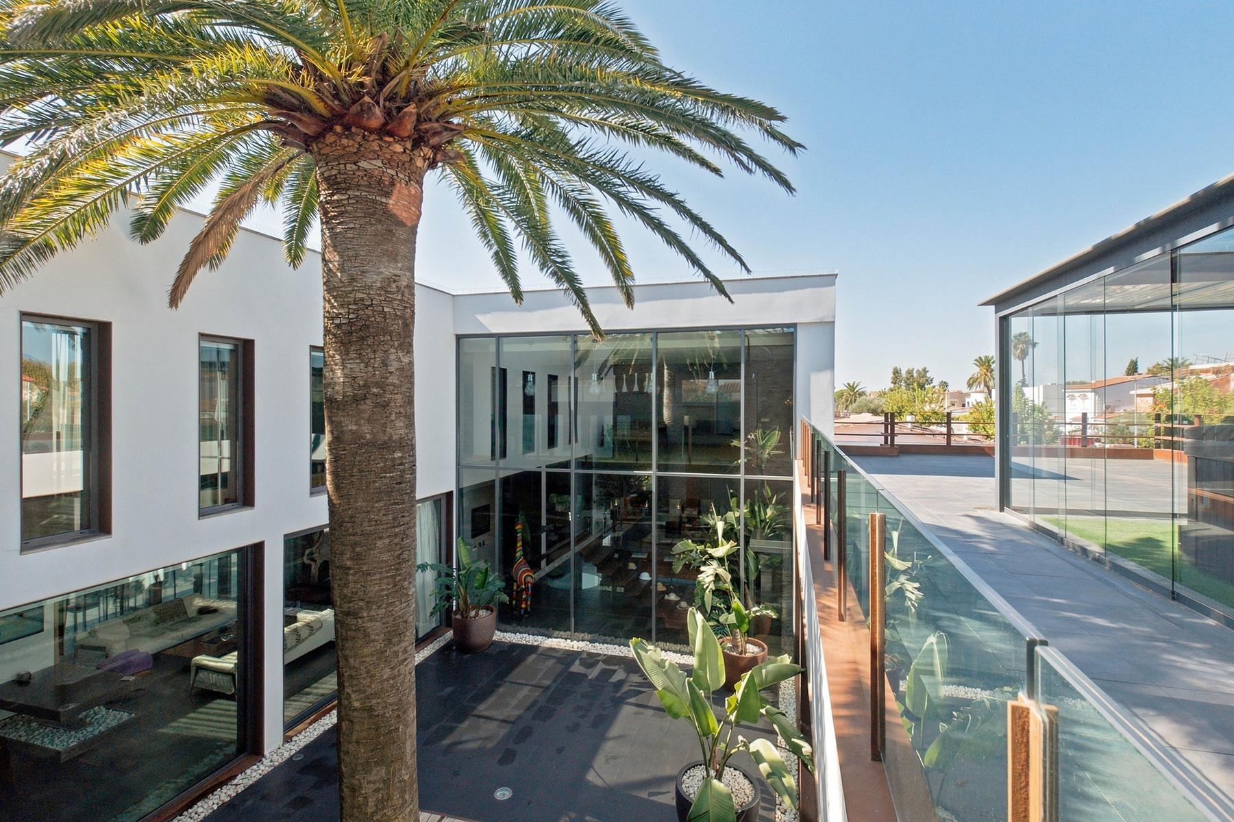  Luxury villa on a wide canal with 31 m mooring - 物件實景