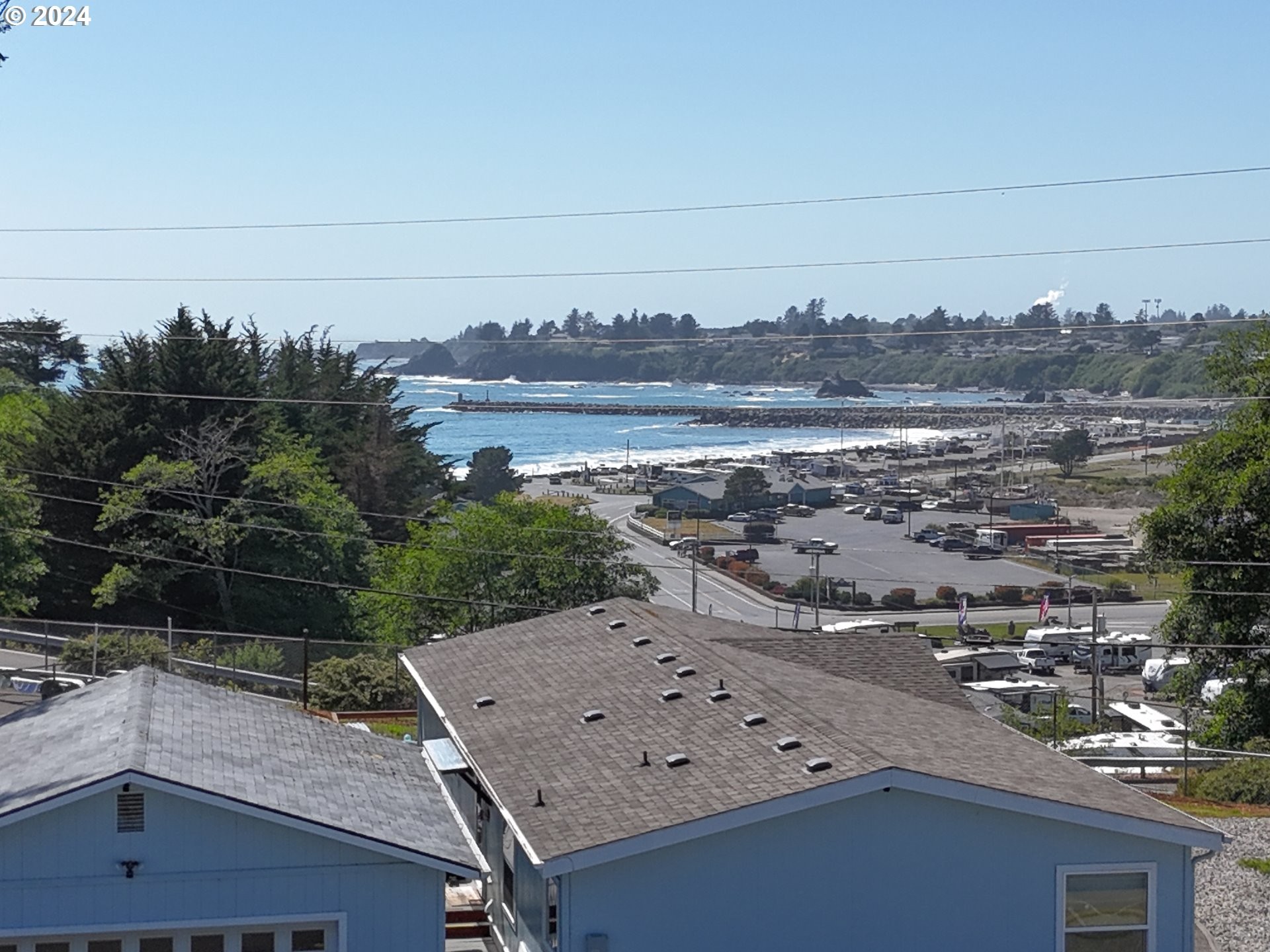 Brookings, Oregon, 97415, United States, ,Residential,For Sale,1983733